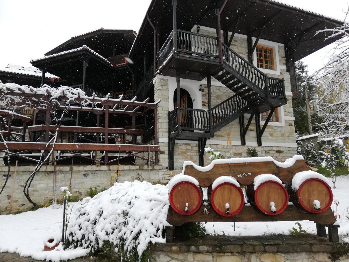 Trifon Zarezan Family Hotel Glavatartsi Buitenkant foto